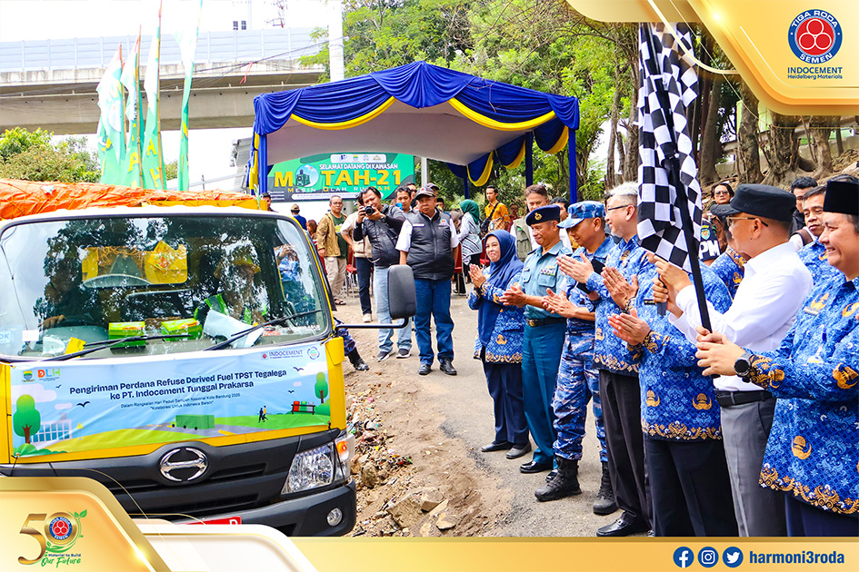 Indocement Terima Perdana RDF Produksi TPST Tegalega